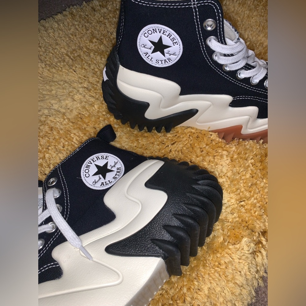 Brand new Converse Run Star